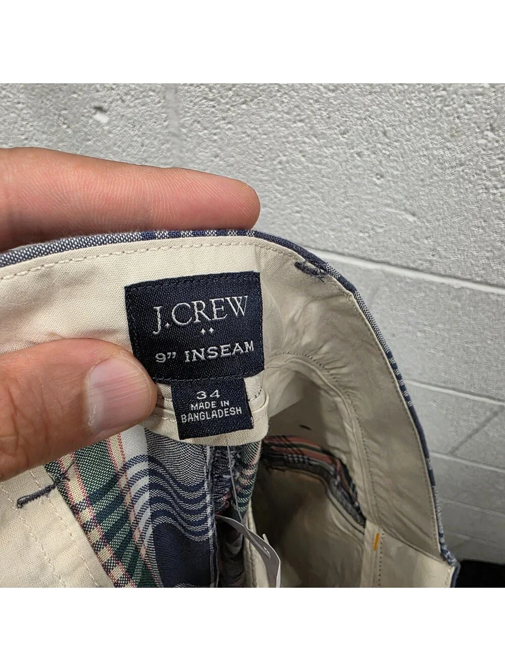 J Crew Shorts Mens 34  Plaid Chino 9 Inseam Cotton Summer Casual madrass